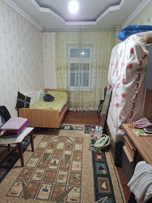 Продаётся 4х ком квартира в Чирчике 9 микрорайон ориентир 10ая автоб