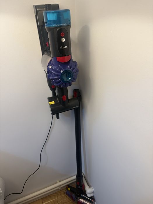Vand Aspirator Dyson V 10 konical Vinca/ Negru