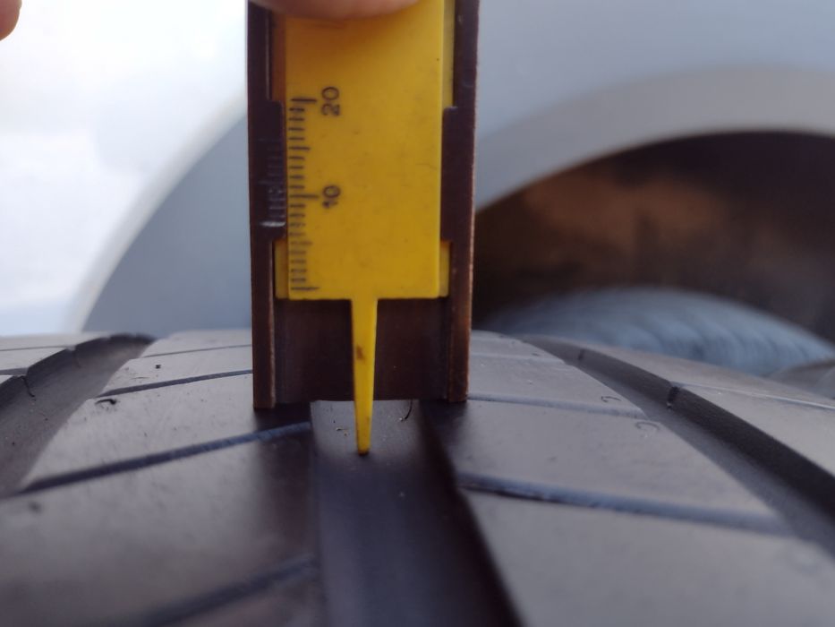 Почти нови 2бр.235/55/19 Bridgestone Turanza eco dot2623