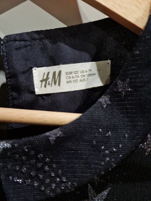 Рокля H&M 6-7 г /122 см