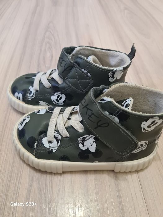 Bascheți baieti H&M m 22