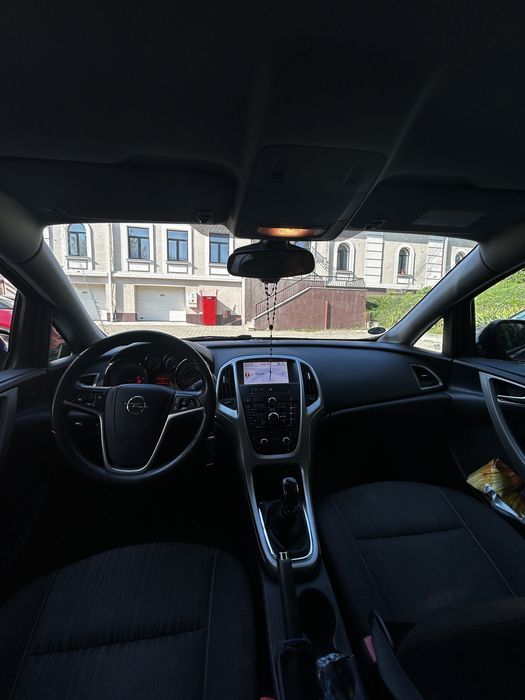 Opel Astra J 2012 1.7 CDTI