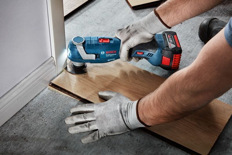 BOSCH original Аккумулятор реноватор GOP 185-
LI (1x4,0 Ah) Profes