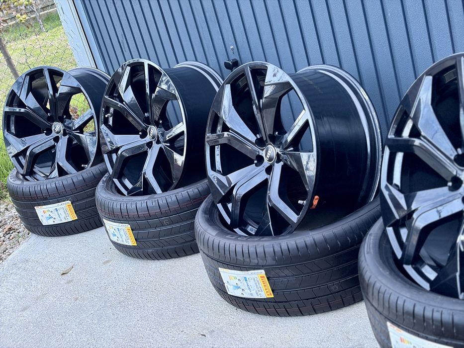 Jante 23 Audi 295/35/23 vara noi Q8 RSQ8 Q7 SQ7 Bentley Rolls