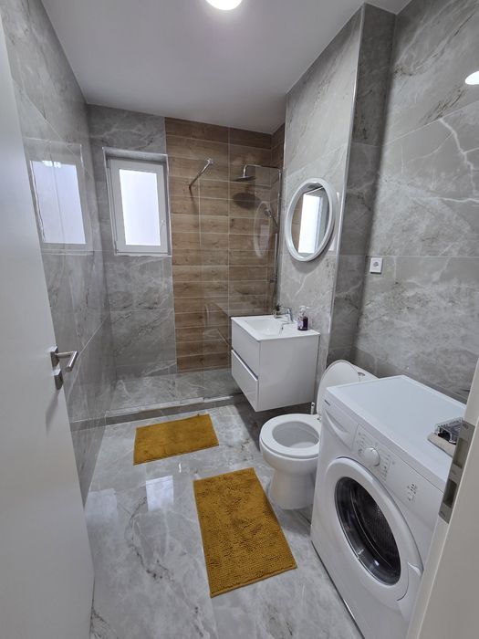 Închiriez apartament 2 camere Râșnov etaj 1 bloc nou