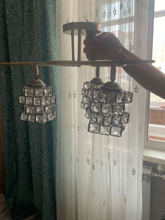 Продам люстры в хорошем состоянии