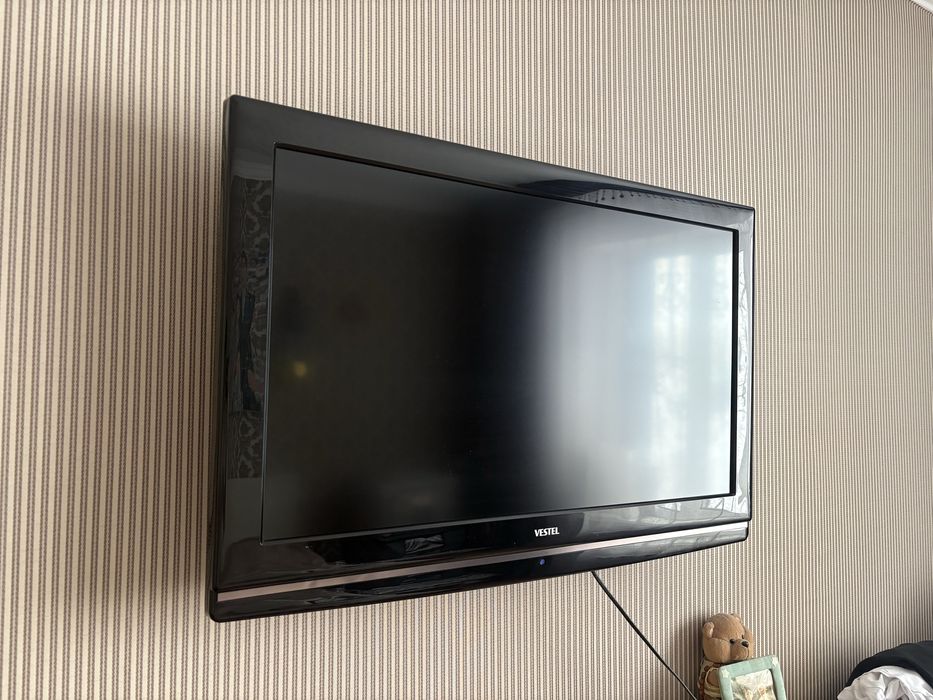 Продам телевизор