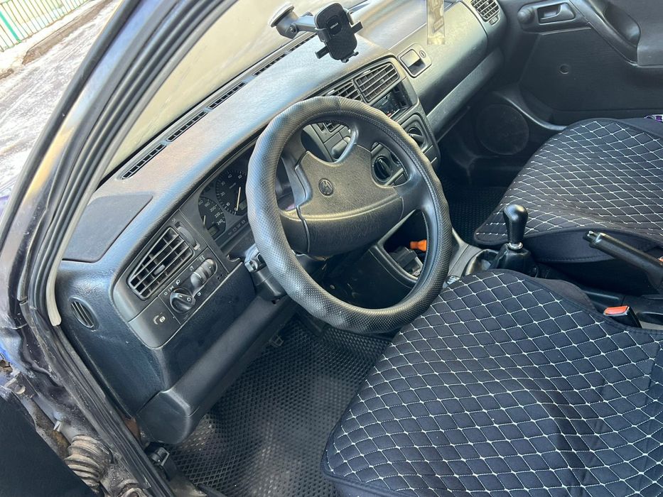 Продаётся гольф 3. 1.8 моно