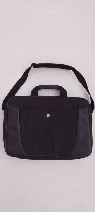 Чанти за лаптоп HP и Estil