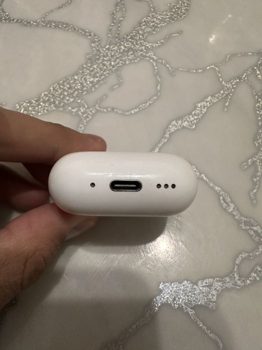Airpods 4 anc кейс