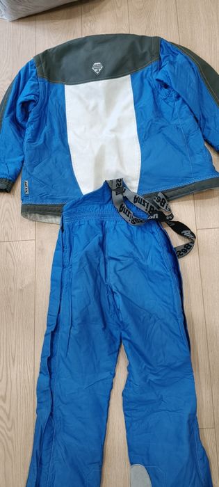 Ски екипировка anzi besson