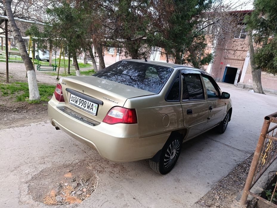 Нексия 2 сонс срочна сотилади гази бор юришлари зўр