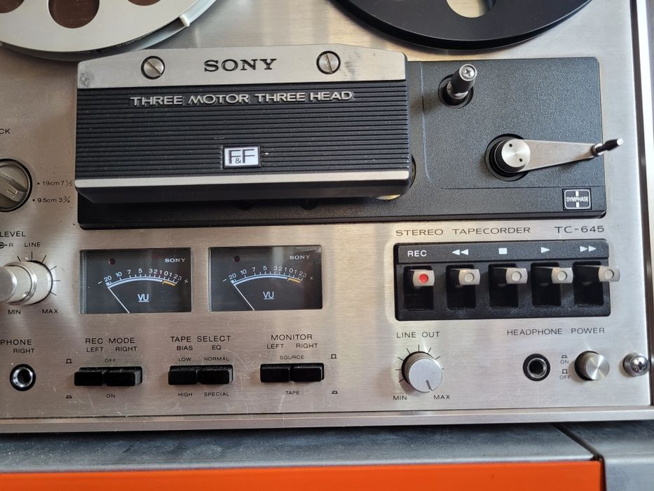 Magnetofon Sony TC 645