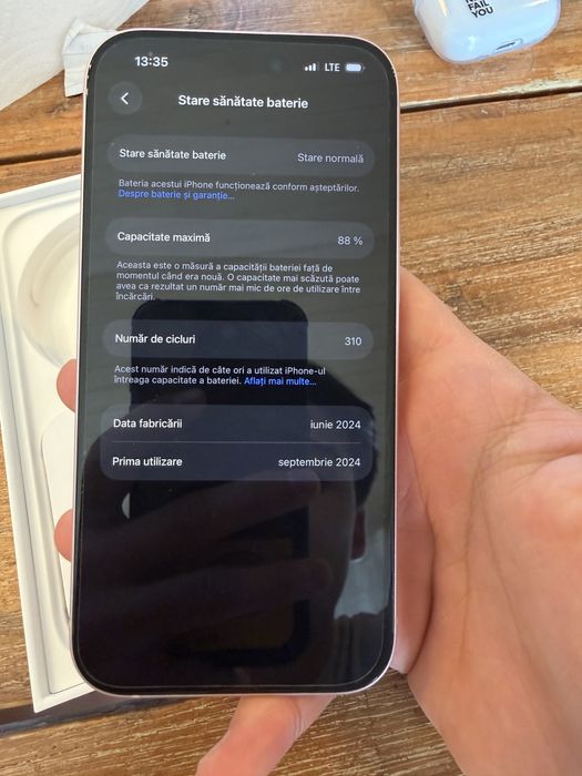 Vand iphone 15 simplu 128gb