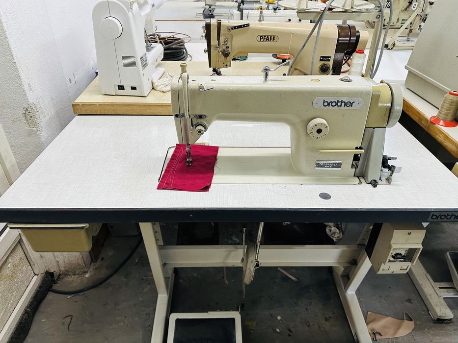 Masina de cusut liniar Brother automata cu taiere ata model japonez