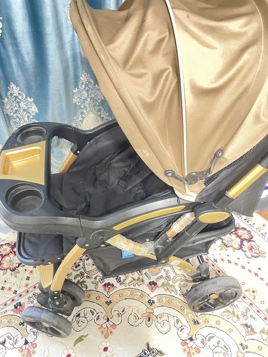 Коляска в хорошем состоянии