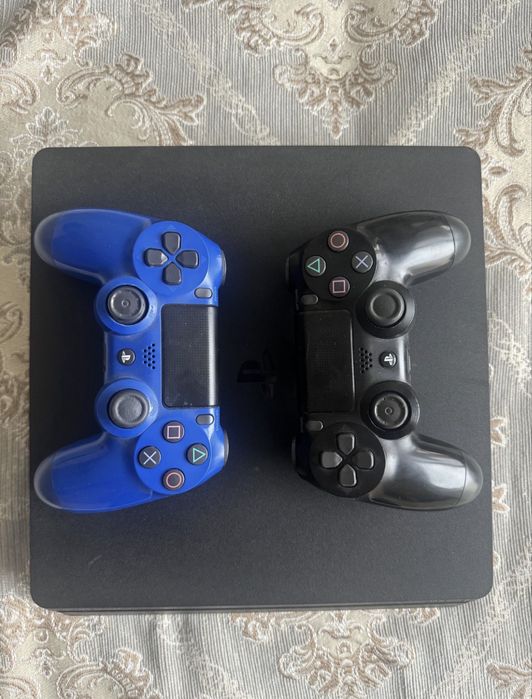 Sony playstation 4 slim 1 Tb
