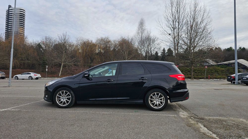 Ford Focus 1.5 Automat / AC / Navi / 120 CP