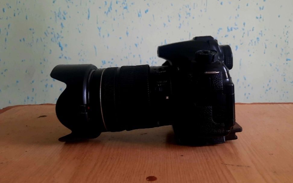 Canon 70 d 
To'yga tayyor xolda
Qo'shib beriladi shtativ prj
