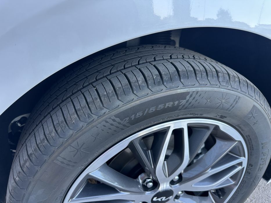 Диски с резиной R17 Kia K5