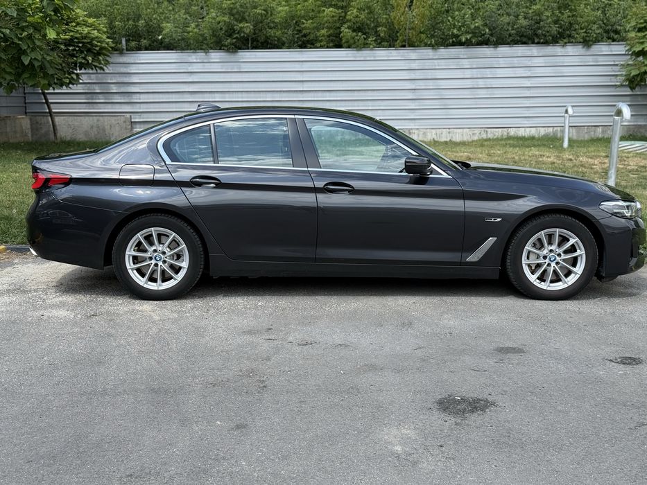 BMW 5 Series 2023 — imagine 4