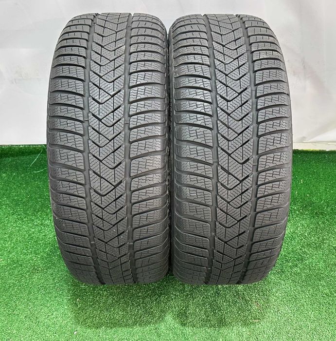 2бр 245/45r18 PIRELLI зимни