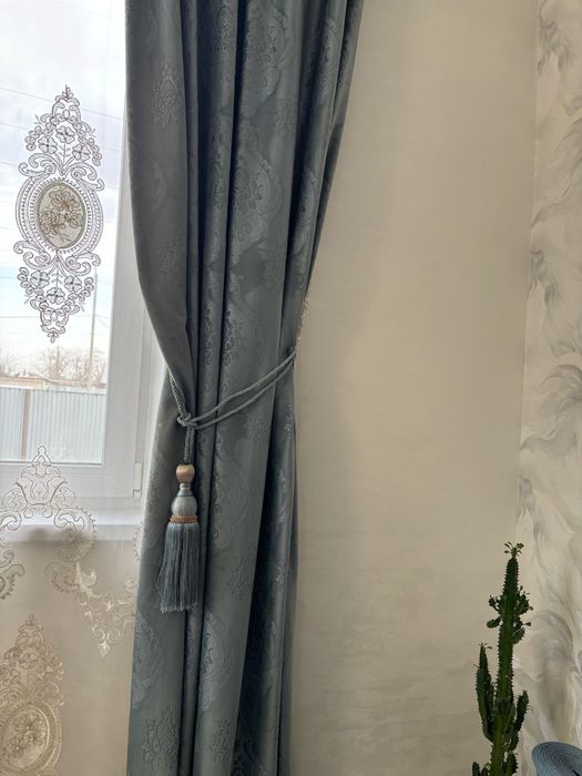 Шторы 2,8 метра продам