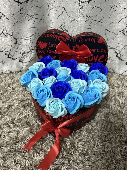 Aranjamente florale din trandafiri de sapun