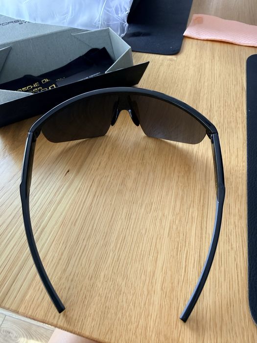 Слънчеви очила Scuderia Ferrari
