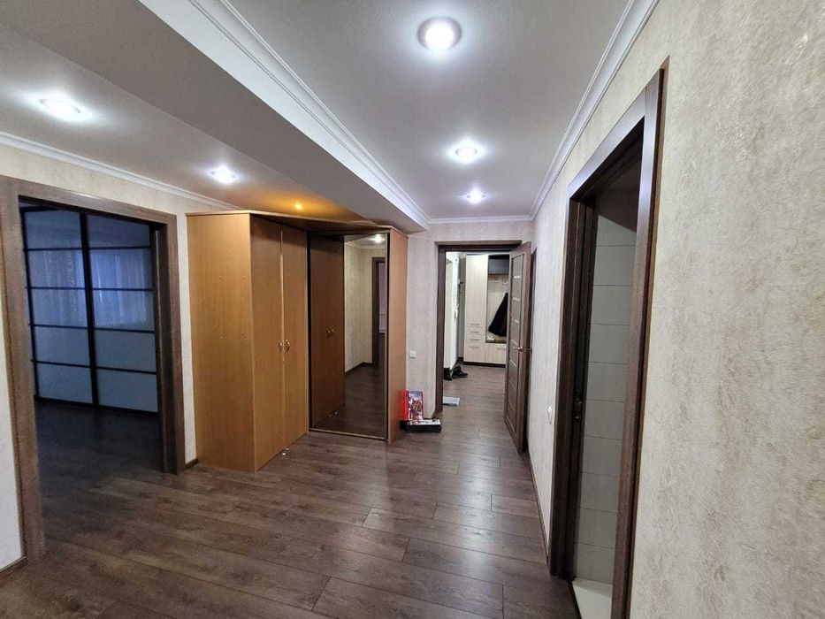 Продам 4 ком квартиру