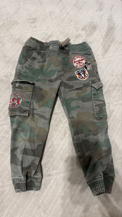 Детски дънки GUESS