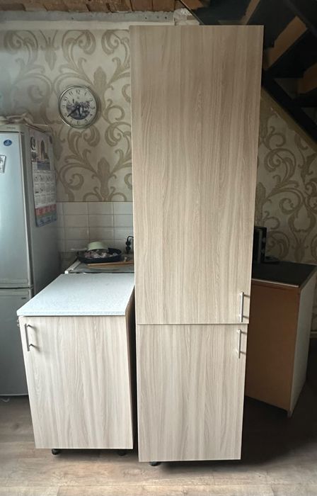 Продается кухонный гарнитур