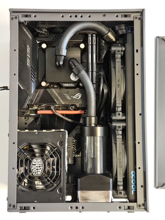 Custom Loop SFF - Meshroom S, ROG Strix 590-I, i9-11900, 64 GB DDR4