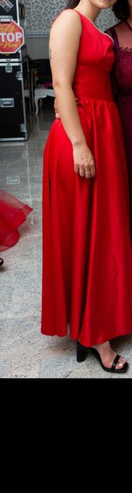 Rochie rosie ocazii speciale
