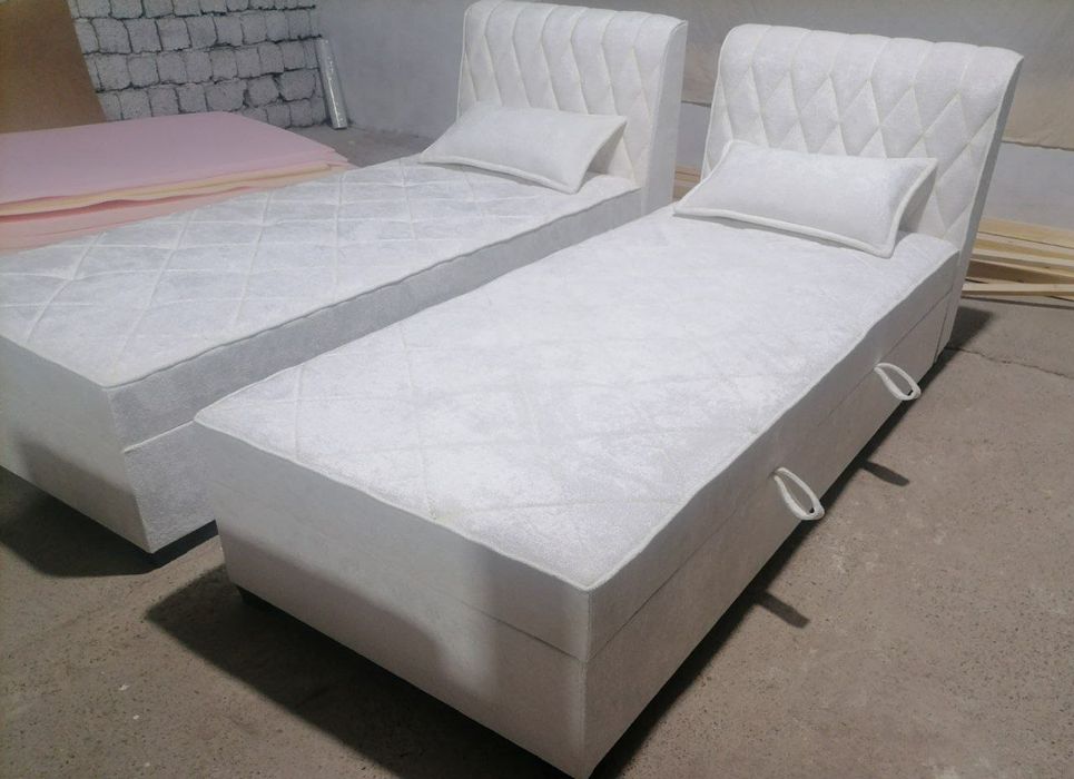 Sotiladi bir kishilik divan