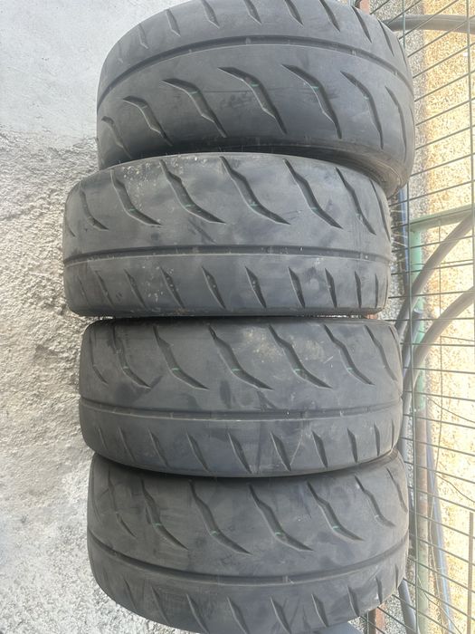 225/40/18-Toyo Proxes