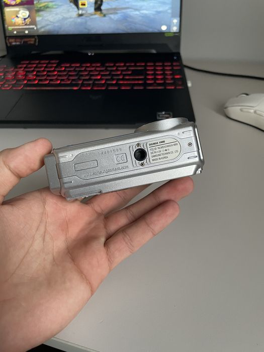 Фотоаппарат Samsung Digimax v4000