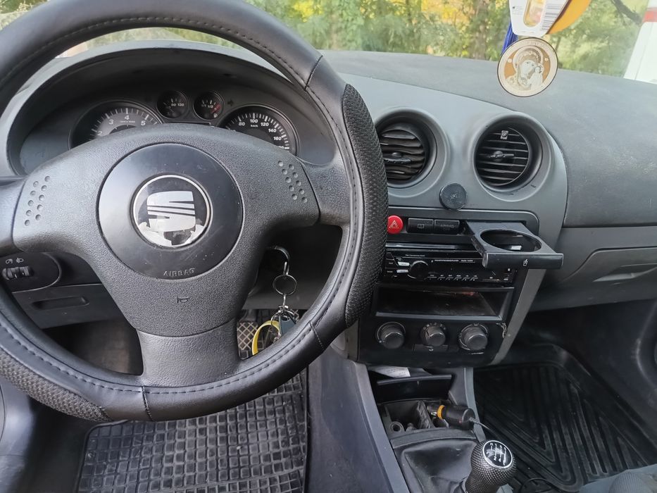 SEAT Ibiza 2002 — imagine 2