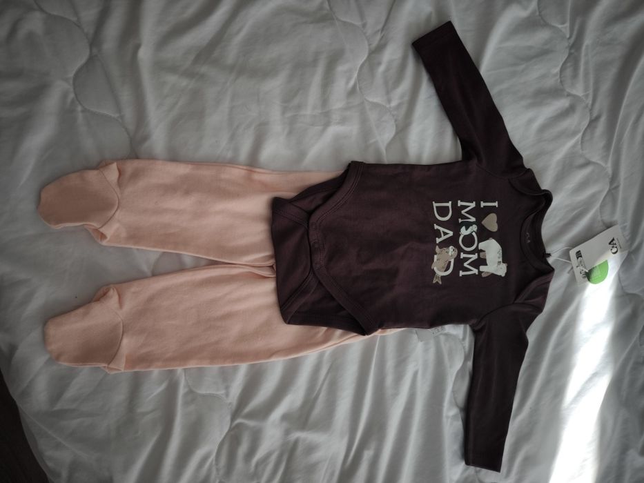 Lot 4 ținute bebeluș noi 3-6 luni (62-68 cm) – 100 lei