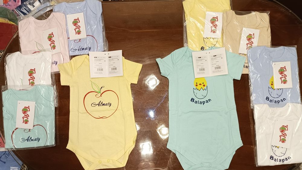 Боди, песочники для малышей