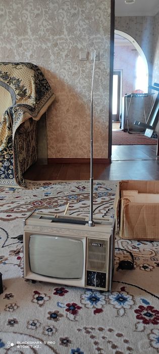 раритет мини телевизор
