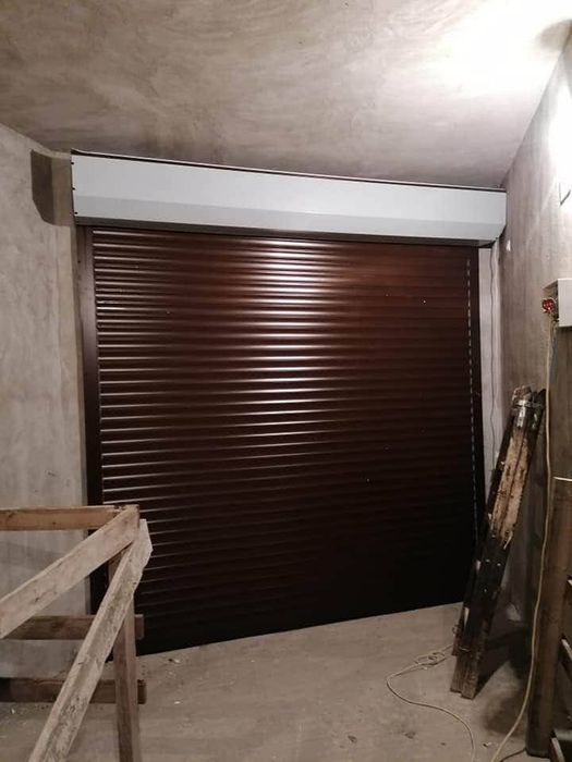 Usi tip rulou aluminiu