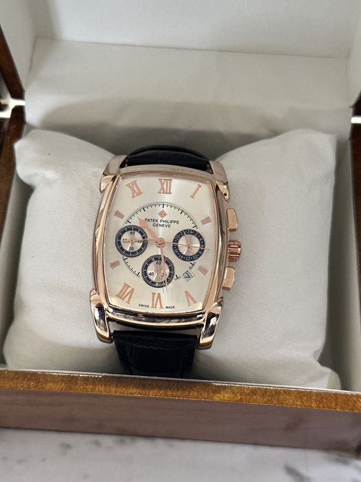 Здр подавам мъжки часовник кварцов механизам