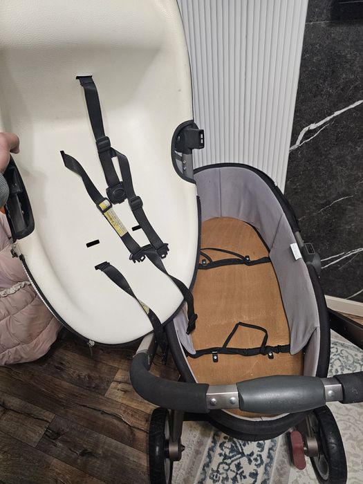Коляска Hot Mom в хорошем состоянии