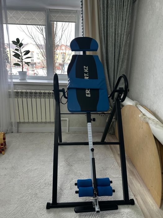 Инверсионный стол Everfit