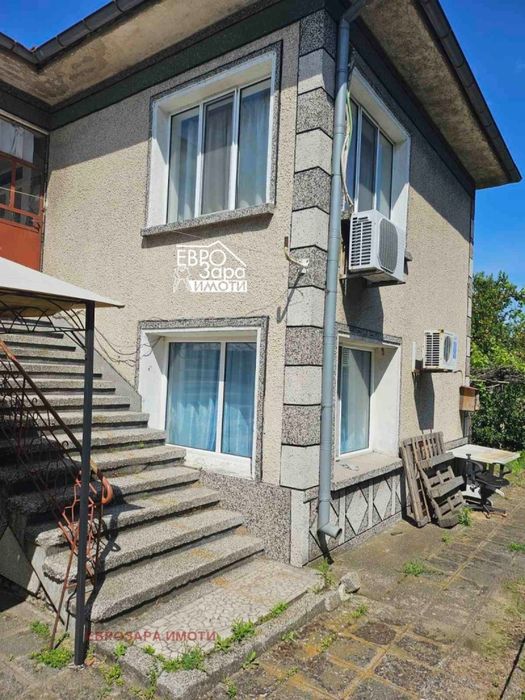 Продажба Къща гр. Гълъбово - гр. Гълъбово 160m² и двор 1250m²