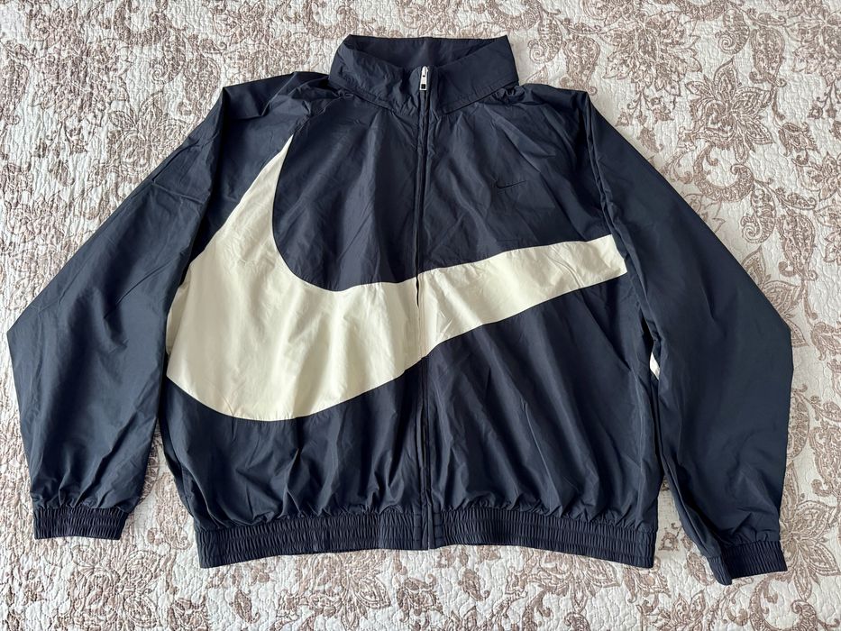 Windbreaker/Jacheta neagra fas Nike marimea XXL