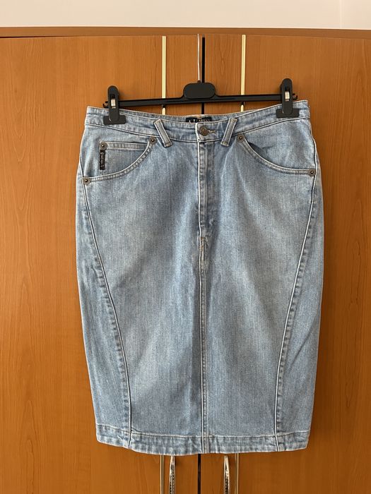 Fustă de blugi Armani Jeans