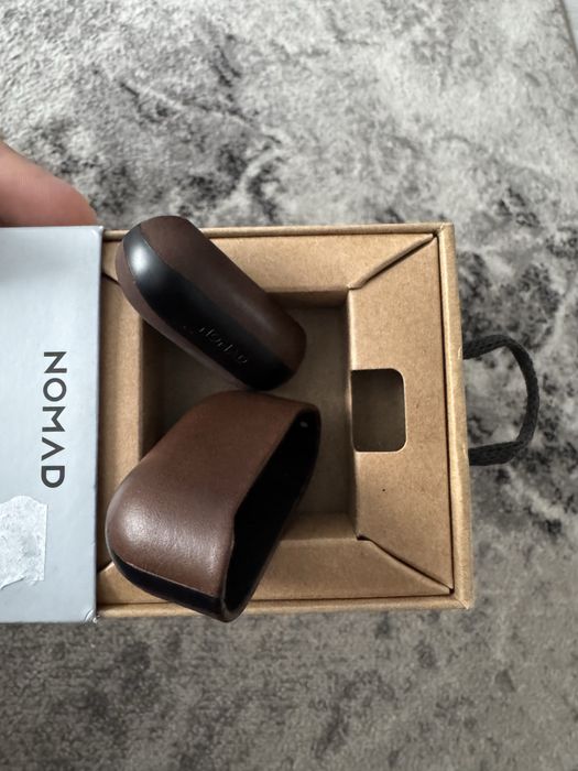 NOU carcasa piele originala Nomad AirPods 3