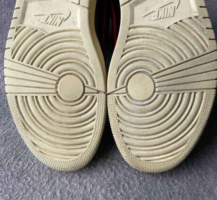 Jordan 1 Defiant Couture 44.5